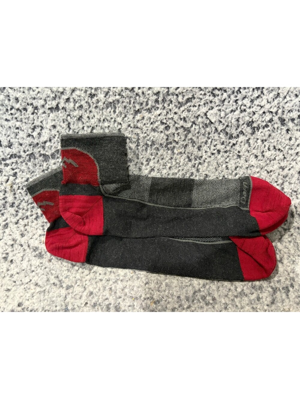Darn Tough Merino Wool Performance Crew Socks Black Red NWOT